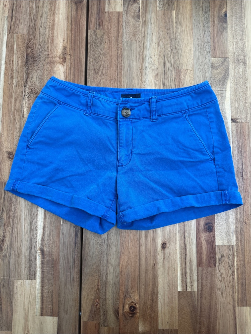American Eagle Low Rise Midi Shorts